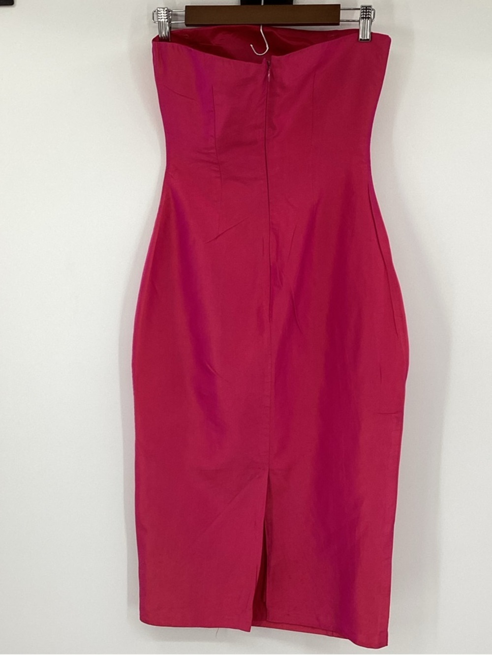 Strapless Fuchsia Sheath Dress - Picture 3 of 7